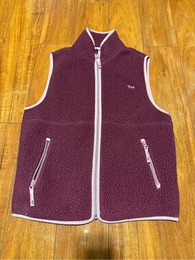 Tna women’s' Burgundy Sherpa Fleece Vest